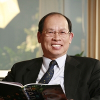 Distinguished Chair Professor for Research Lou-Chuang Lee