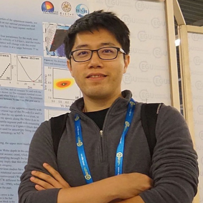 Associate Professor Hsin-Hua Huang